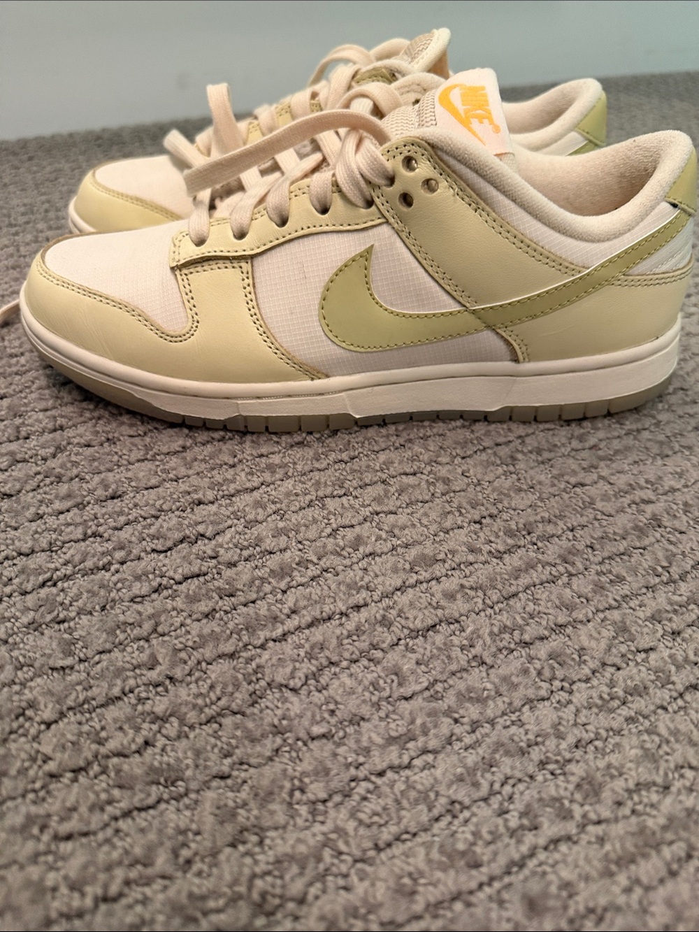 NIKE DUNK LOW SNEAKER